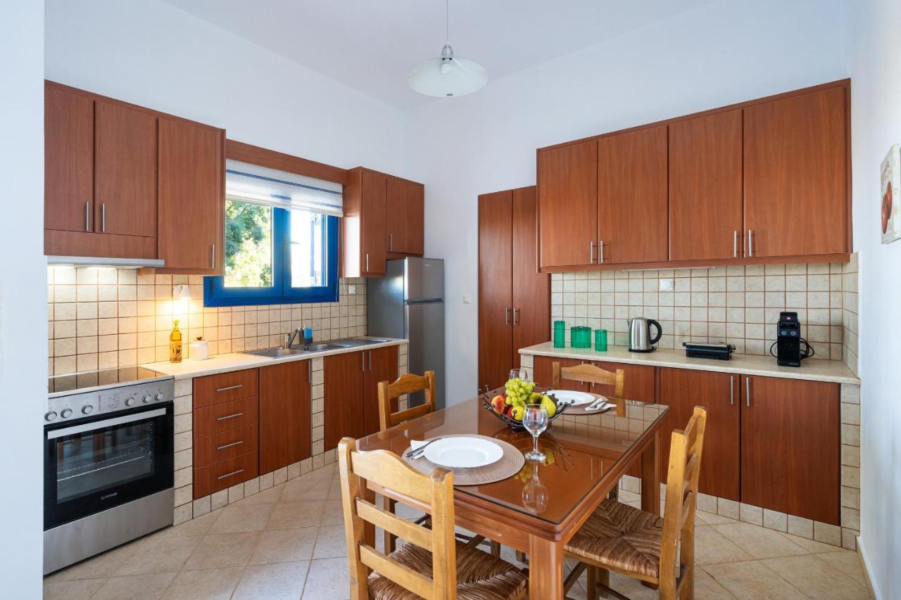 Votsalo Apartment Chametoulo Bagian luar foto